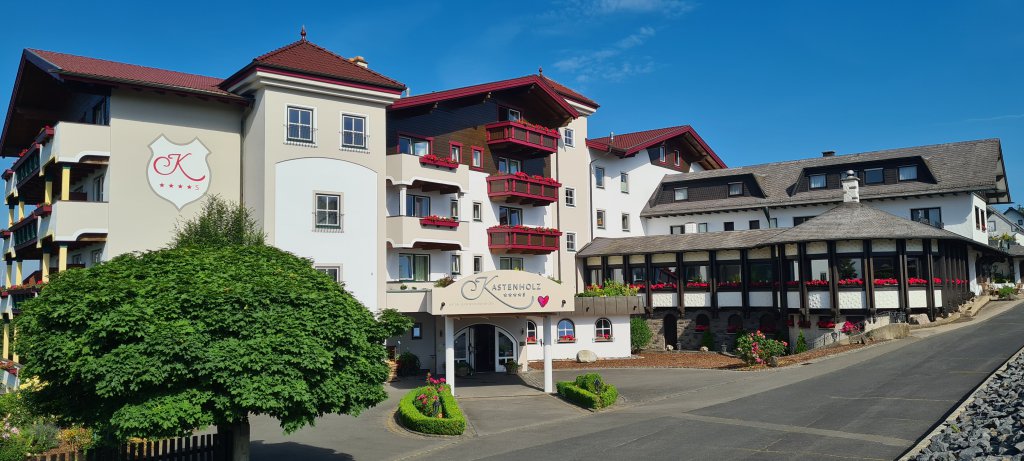 Ihr 4 Sterne Superior Hotel in der Eifel Wellnesshotel Kastenholz